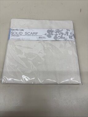 NWT Naturally Knotty Solid Scarf in Ivory
